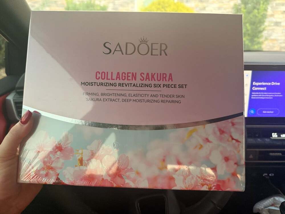 Sadoer Collagen Sakura Moisturizing Revitalizing Six Piece Set